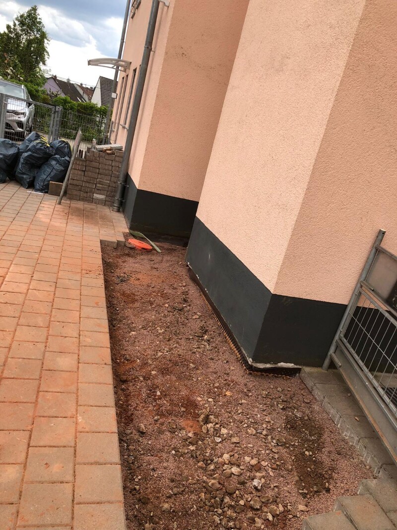 Tiefbau & Au&szlig;enanlagen - Both Dach & Bau Saar